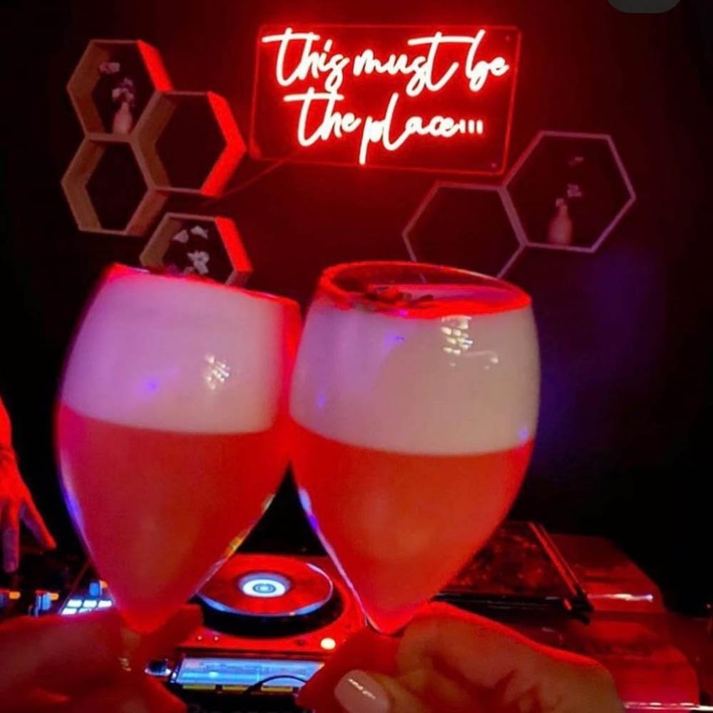 custom neon signs and neon lights in Perth, Australia